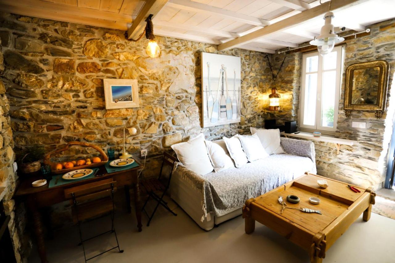 Villea Seaview Apartments Skopelos Buitenkant foto