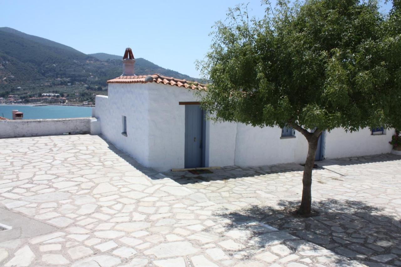 Villea Seaview Apartments Skopelos Buitenkant foto